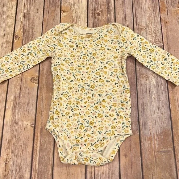 6 Month Girls Carters Onesies Bundle - Picture 8 of 11